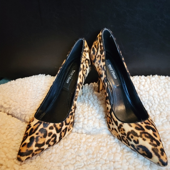 Brand new leopard print heels - Picture 1 of 1